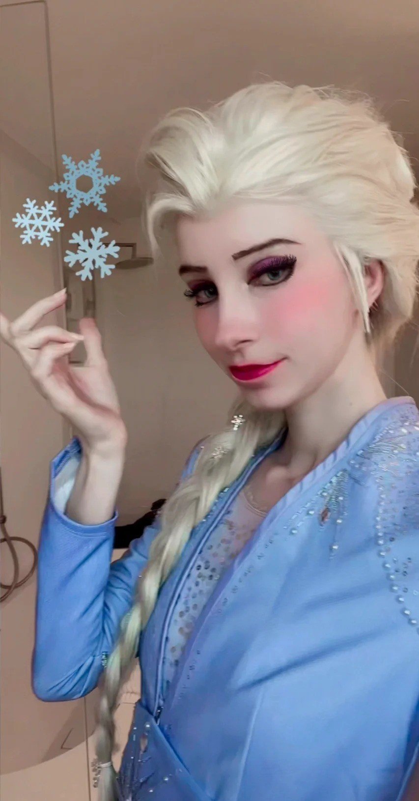 elsa cosplay (13)