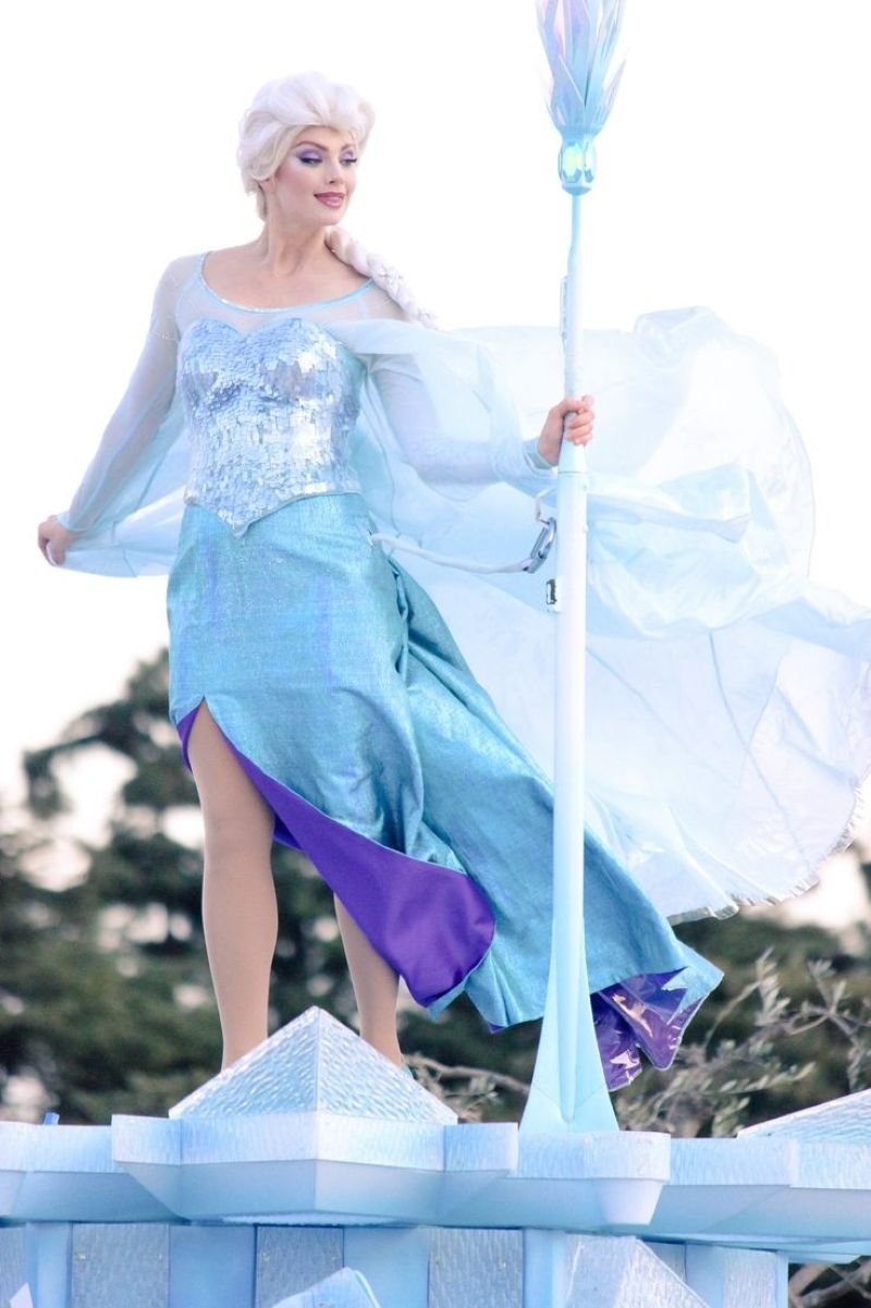 elsa cosplay (14)