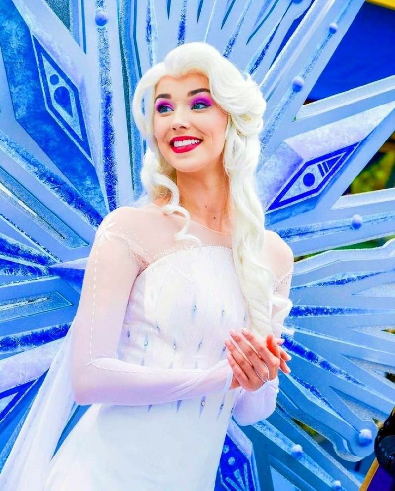 elsa cosplay (6)