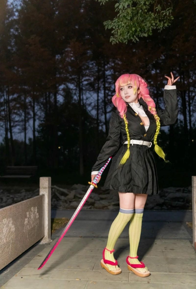 luyến trụ cosplay