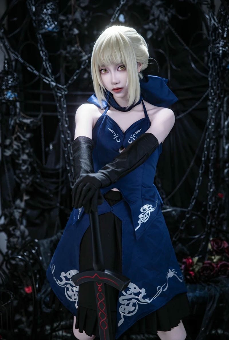 saber cosplay (24)
