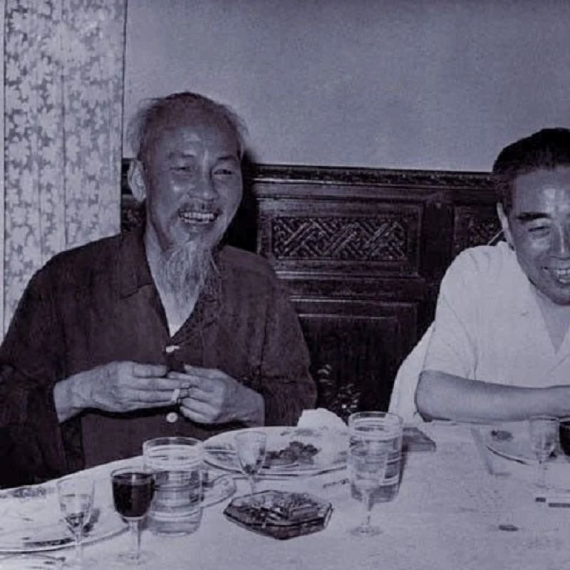 ảnh bác hồ đen trắng (16)