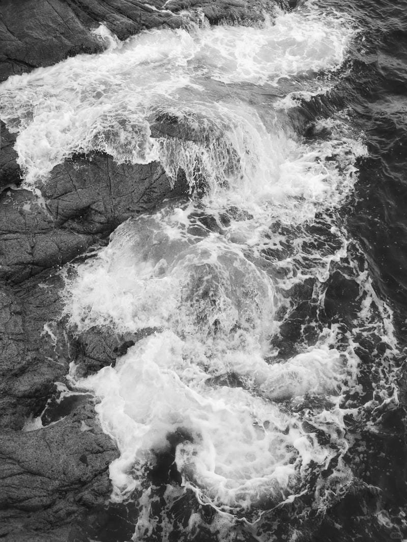 ảnh biển đen trắng (18)