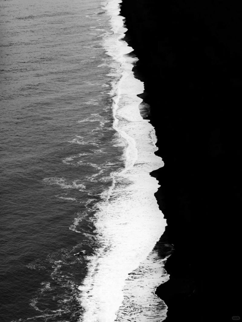 ảnh biển đen trắng (2)