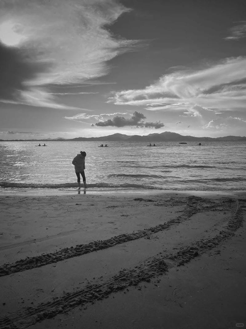 ảnh biển đen trắng (26)