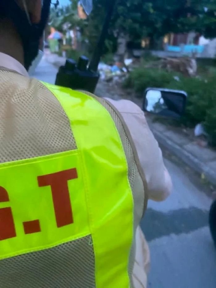 ảnh công an bắt xe (19) ảnh công an bắt xe (19)