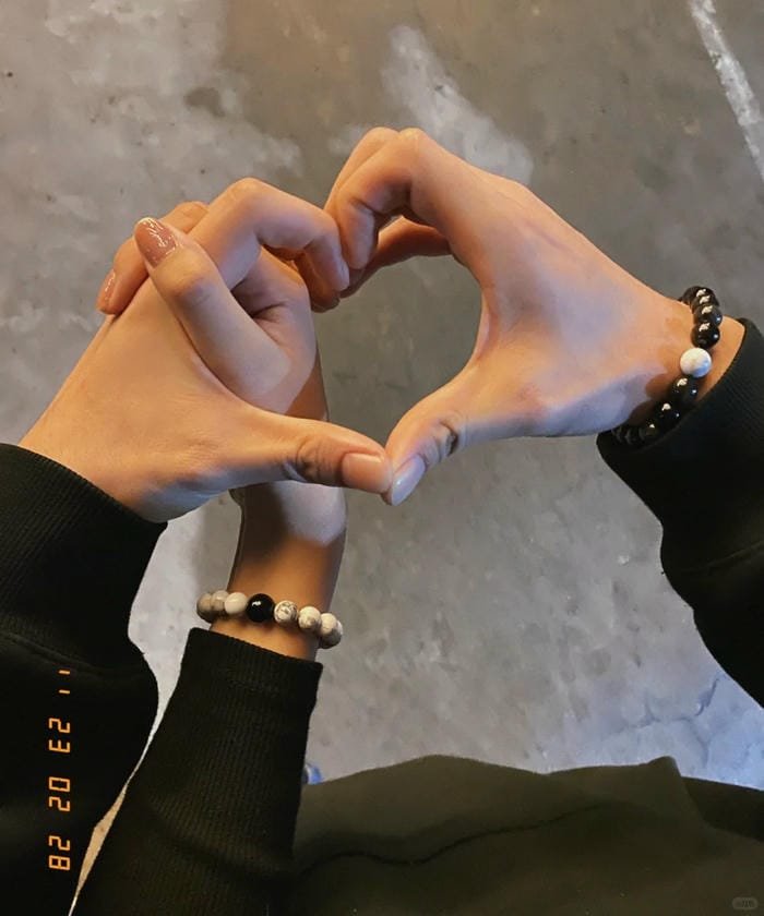 ảnh nắm tay nhau thật (5)