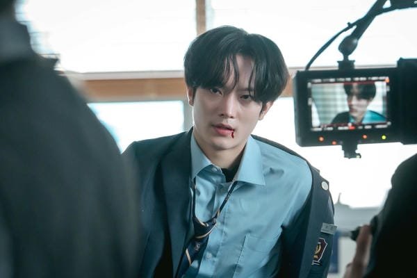 bitch x rich (10) bitch x rich (10)