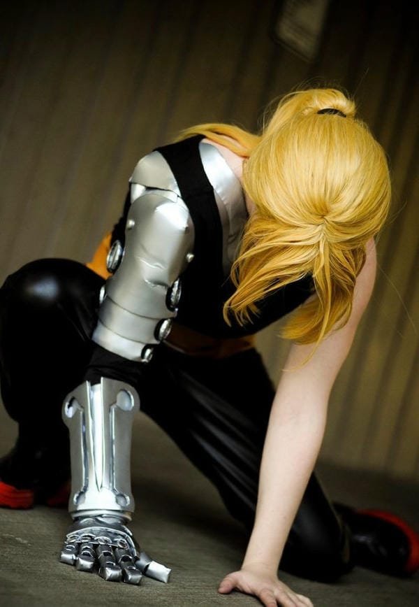edward elric cosplay (14) edward elric cosplay (14)