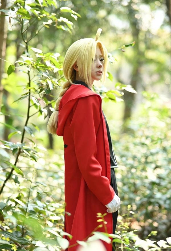 edward elric cosplay (7) edward elric cosplay (7)