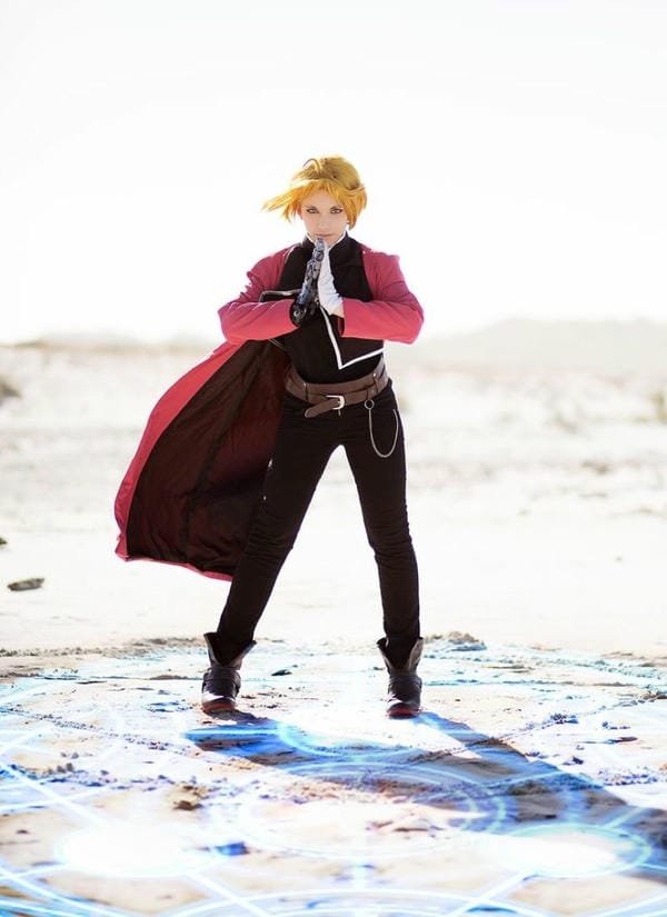 edward elric cosplay (9) edward elric cosplay (9)