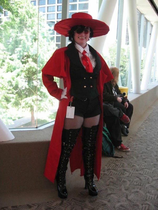 hellsing cosplay (8) hellsing cosplay (8)