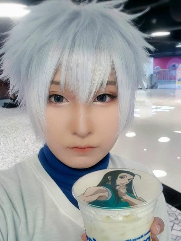 killua cosplay (15) killua cosplay (15)