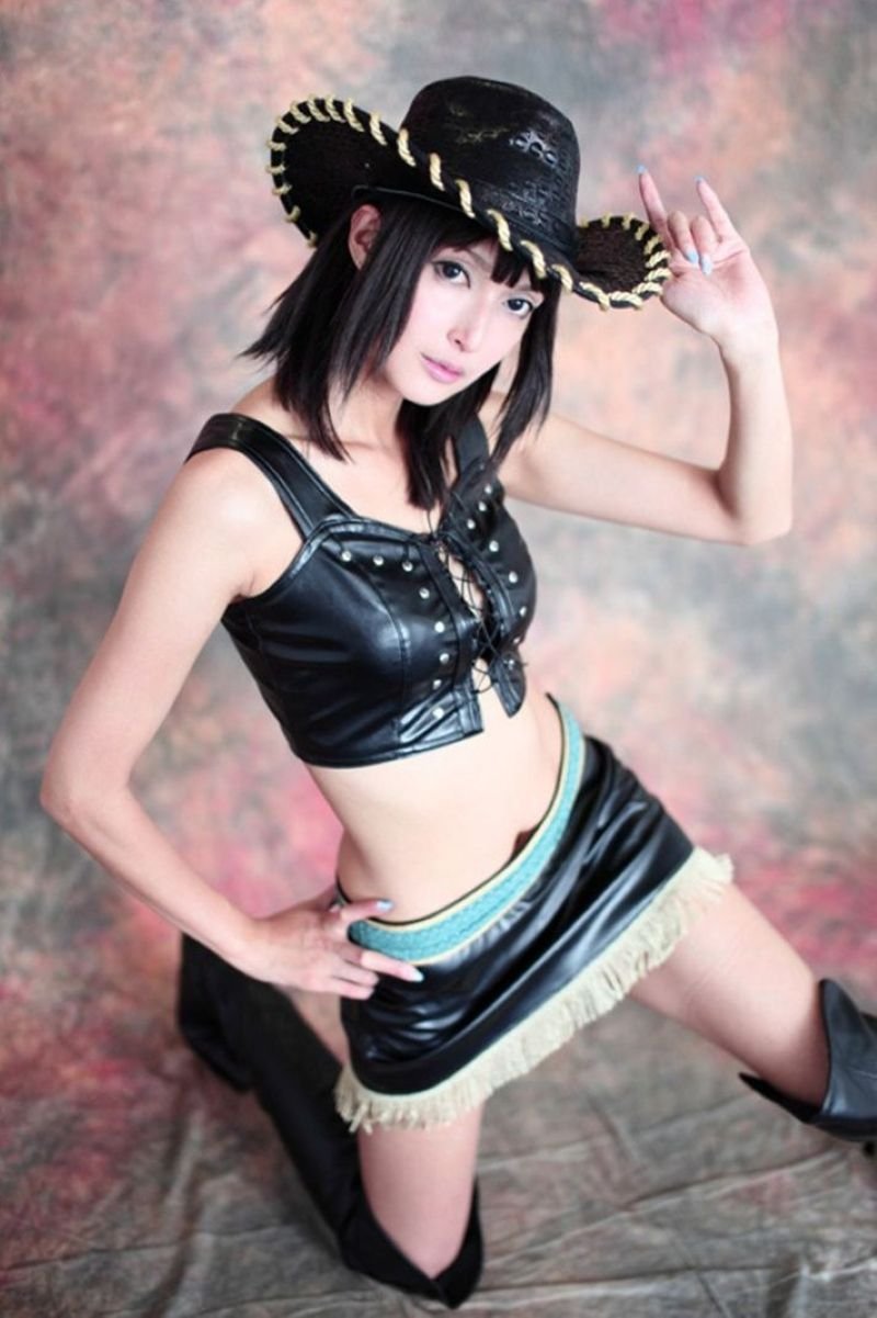 nico robin cosplay (27) nico robin cosplay (27)