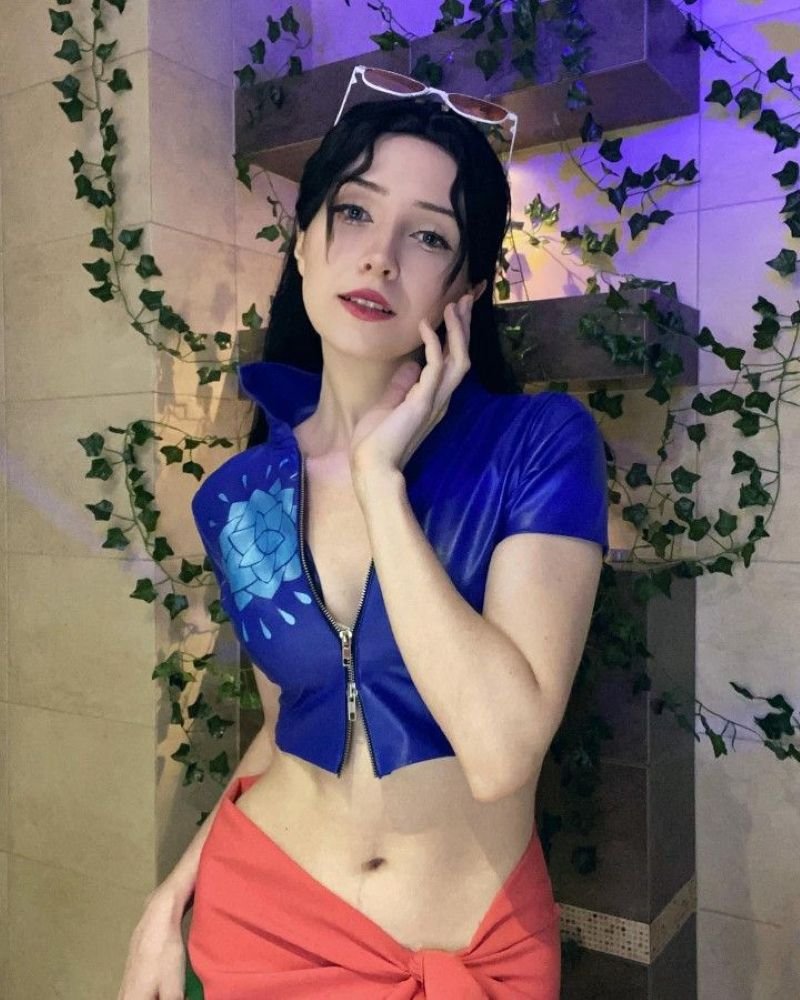 nico robin cosplay (31) nico robin cosplay (31)