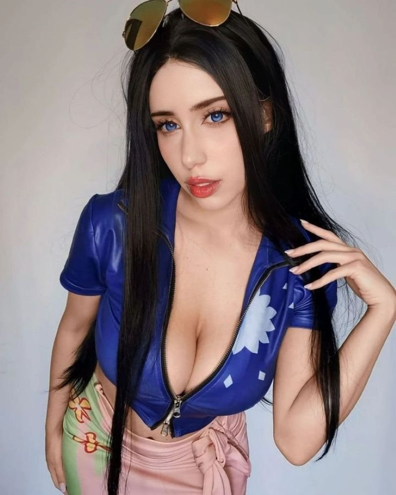 nico robin cosplay (39) nico robin cosplay (39)