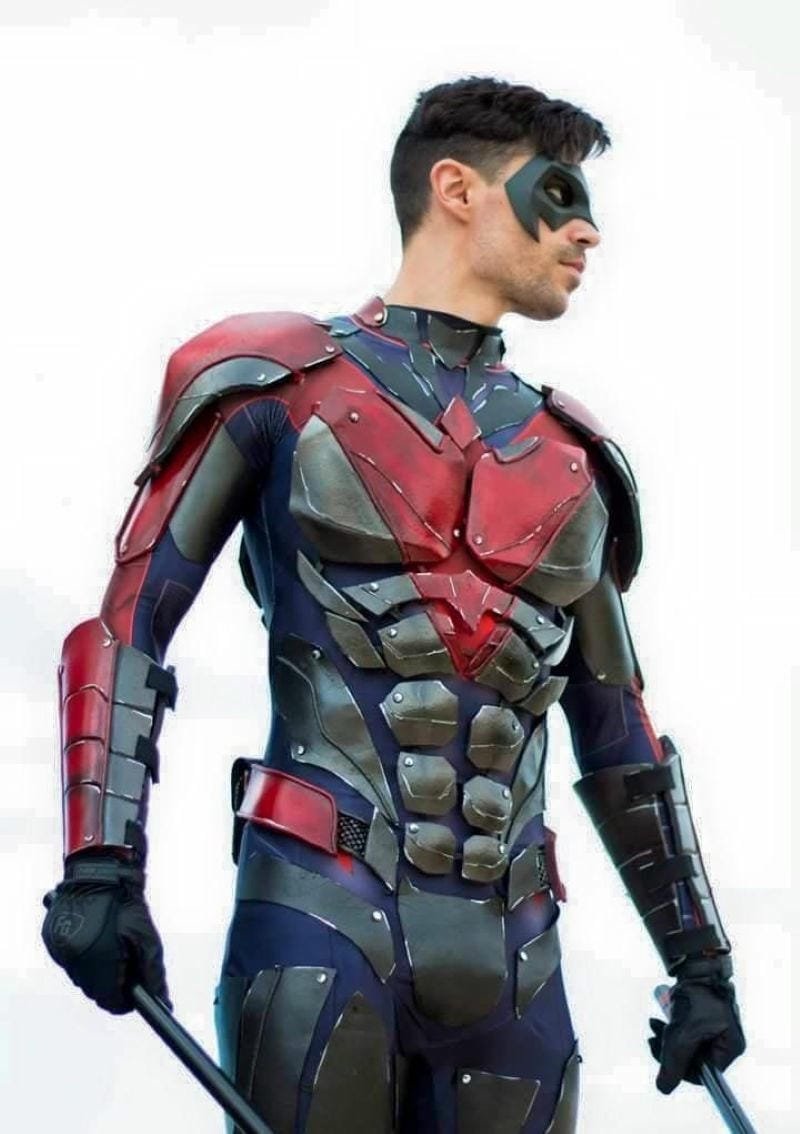 nightwing cosplay (13) nightwing cosplay (13)
