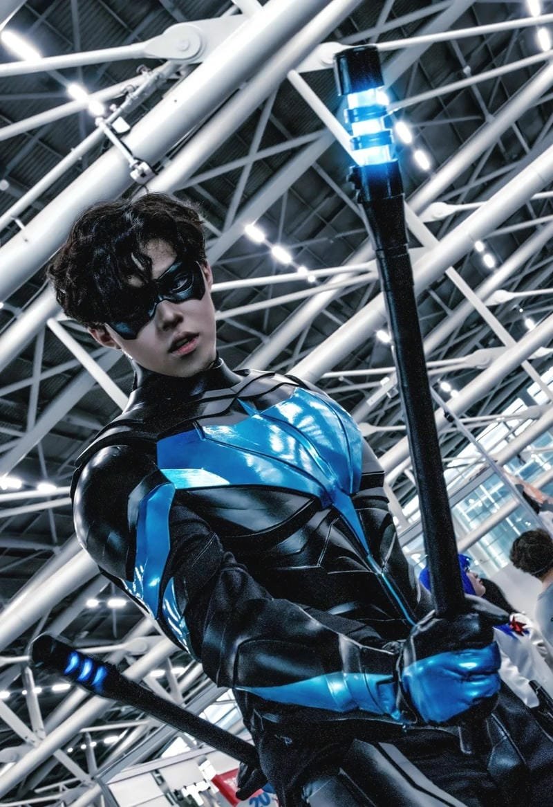 nightwing cosplay (16) nightwing cosplay (16)