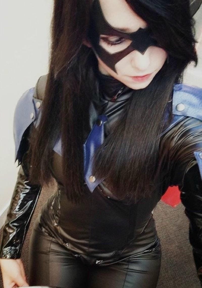 nightwing cosplay (19) nightwing cosplay (19)