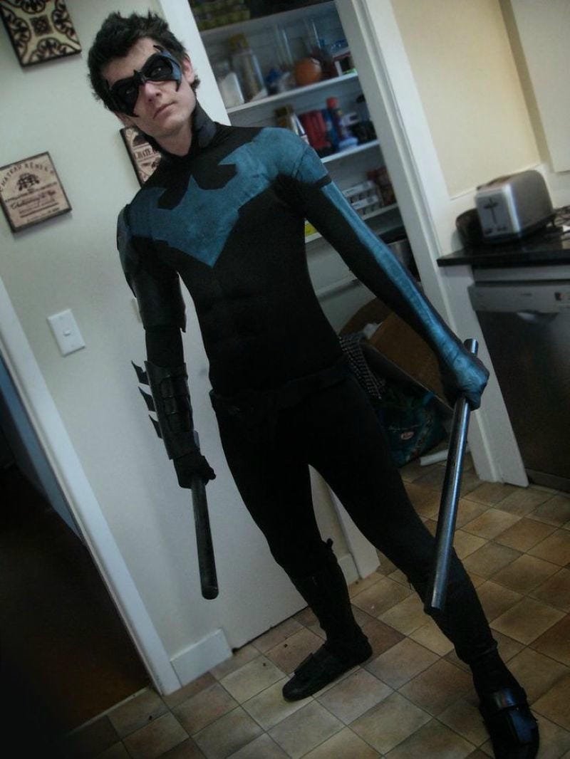 nightwing cosplay (26) nightwing cosplay (26)