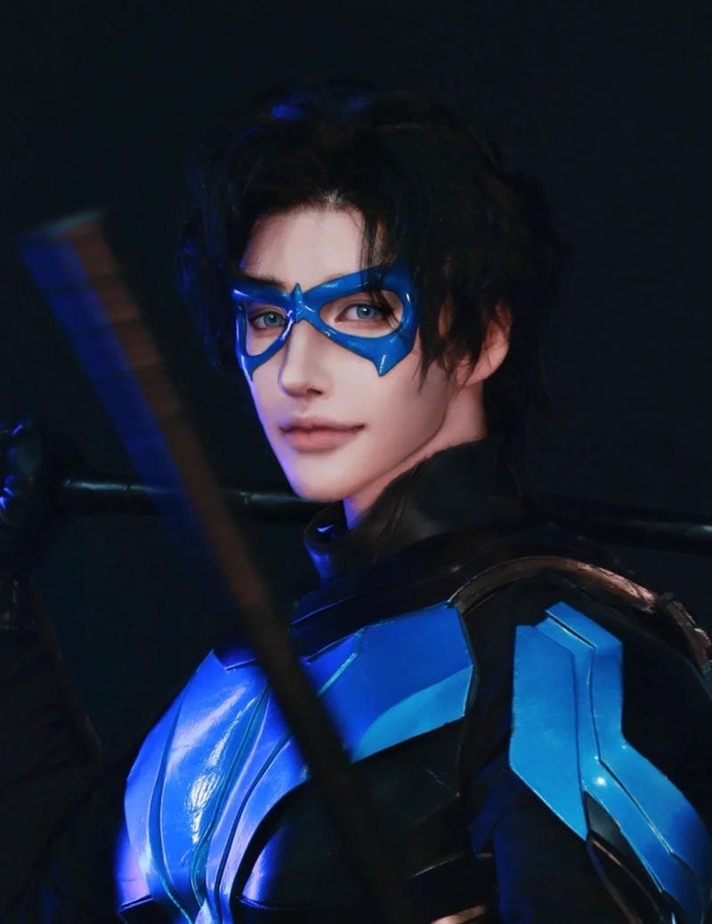 nightwing cosplay (37) nightwing cosplay (37)