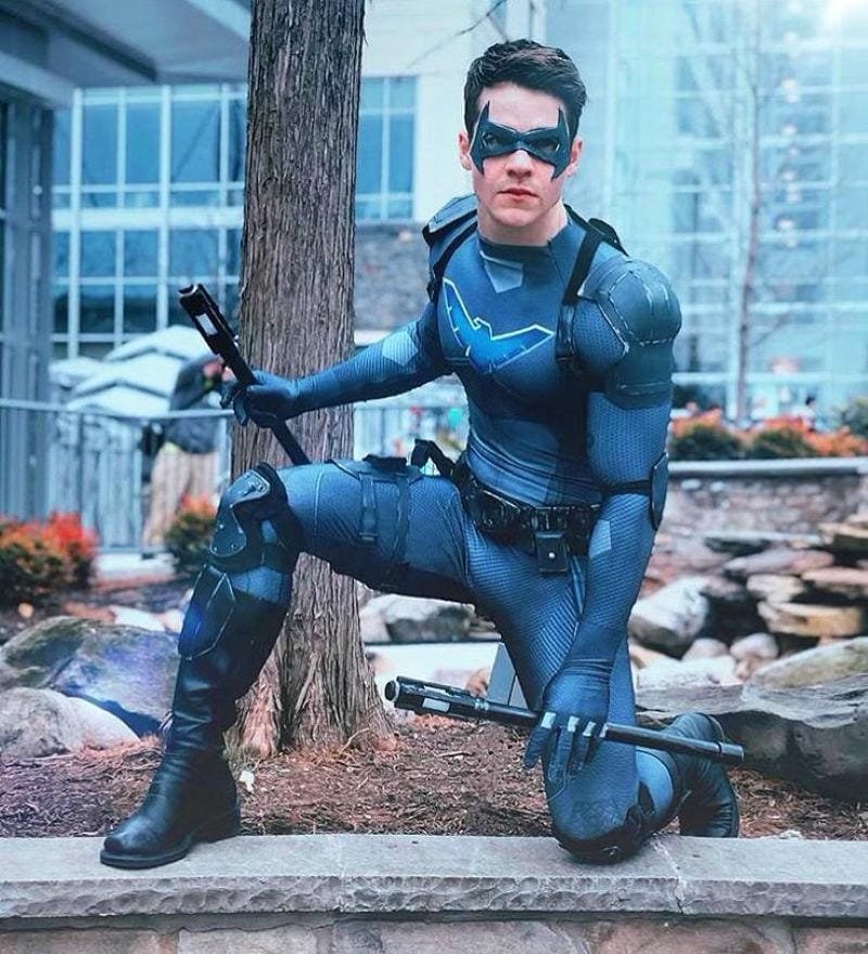 nightwing cosplay (8) nightwing cosplay (8)