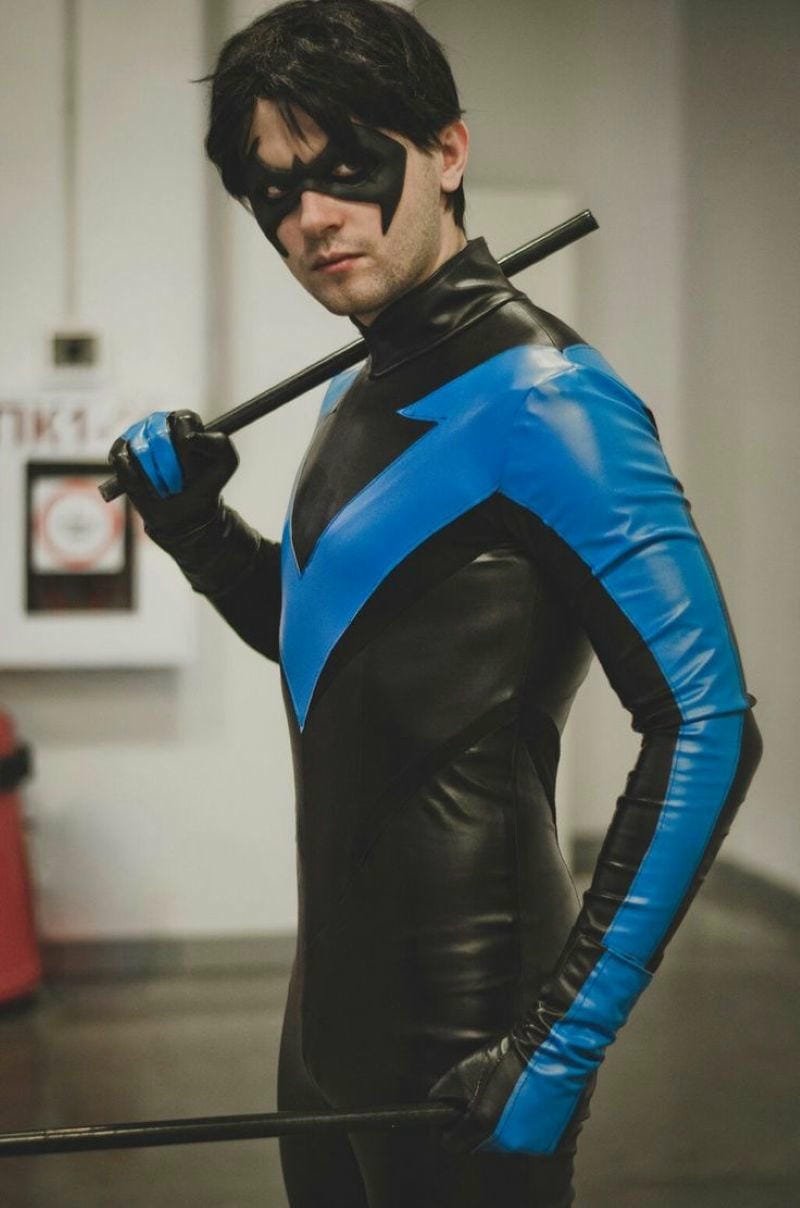 nightwing cosplay (9) nightwing cosplay (9)