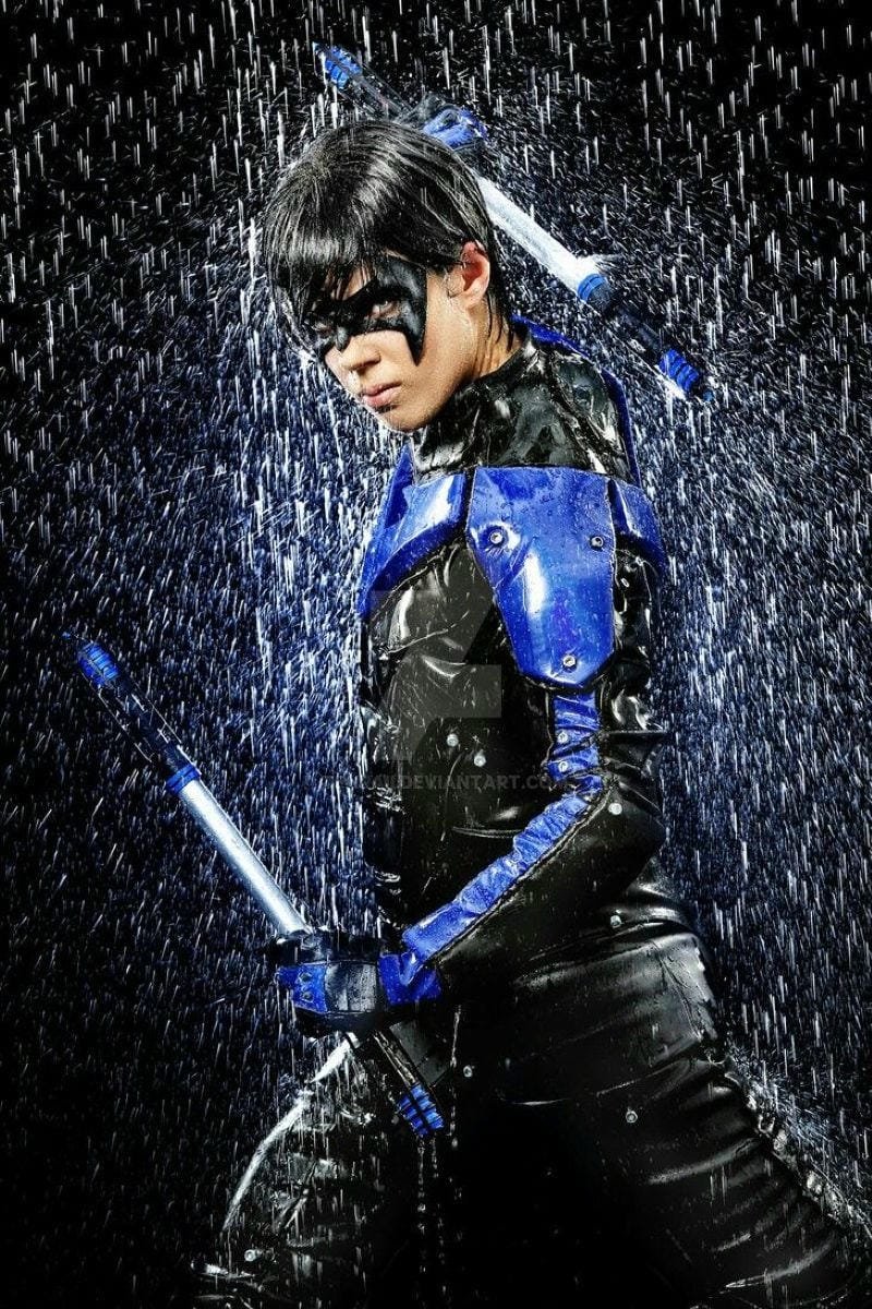 nightwing cosplayer nightwing cosplayer