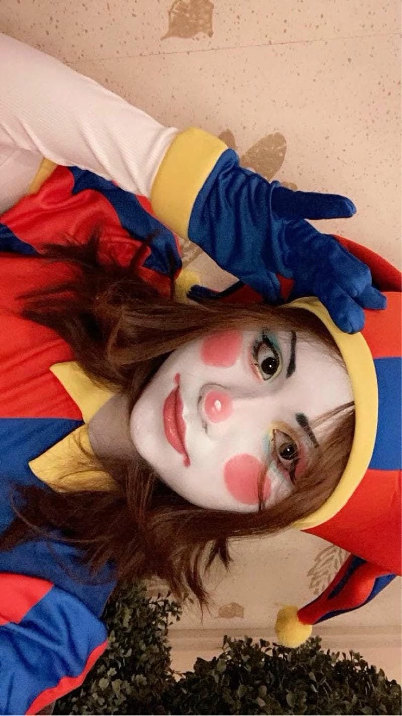 pomni cosplay (28) pomni cosplay (28)