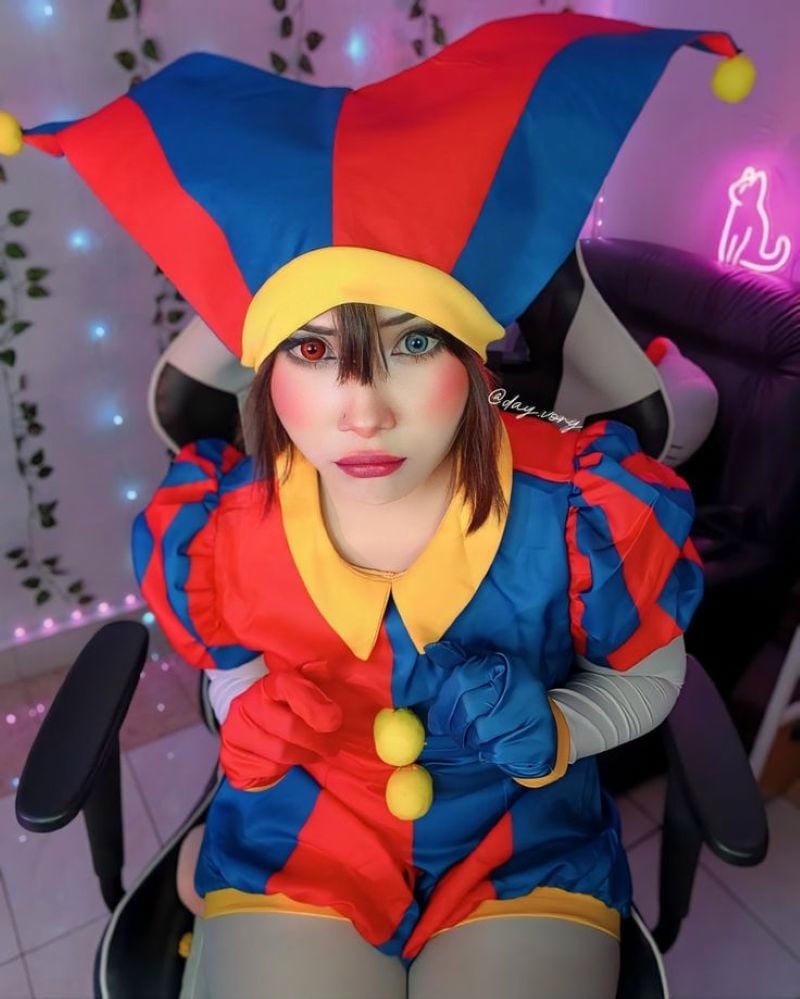 pomni cosplay (6) pomni cosplay (6)