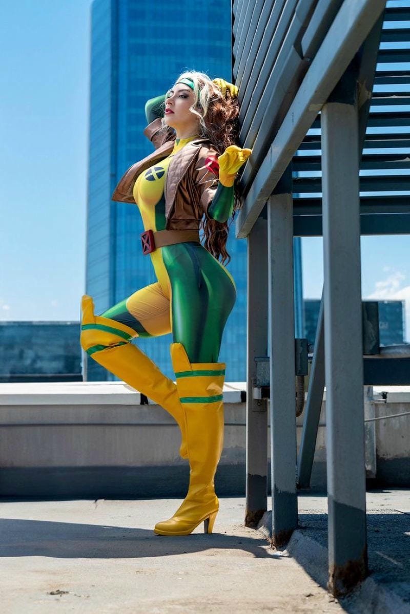 rogue cosplay (14) rogue cosplay (14)