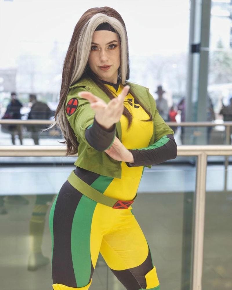 rogue cosplay (19) rogue cosplay (19)