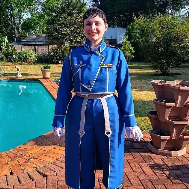roy mustang cosplay (19) roy mustang cosplay (19)