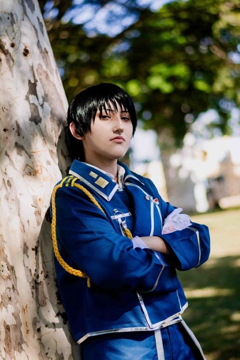 roy mustang cosplay (20) roy mustang cosplay (20)